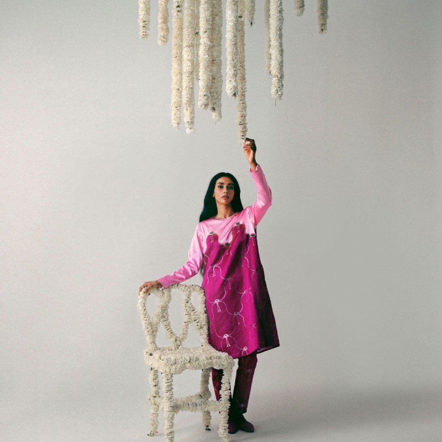 An image from Raw Mango's 2024 festive collection called Garland